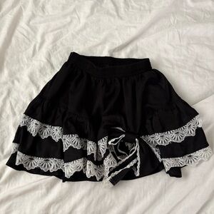 DARK IN LOVE MEDIUM Gothic tiered skirt lace layered lined bow black white